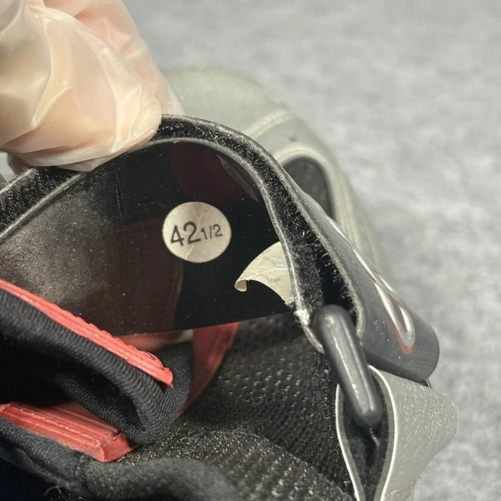 Carnac TRS8X Cycling Shoes 42.5 Silver Black Red Carbon‎ Graphite Sole